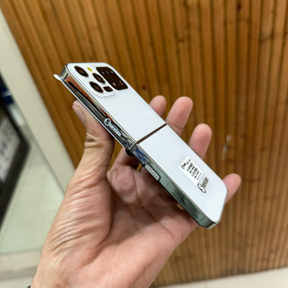 iPhone 15 Pro Flip Phone - KeyPad ⚡ Free Gift 🎁